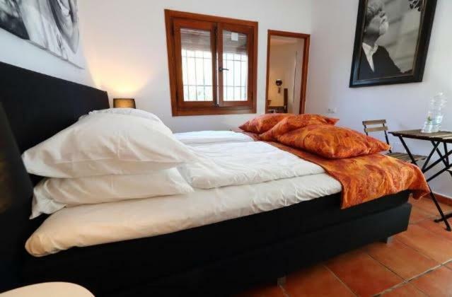 B&B Casaluthel Torrox Bagian luar foto